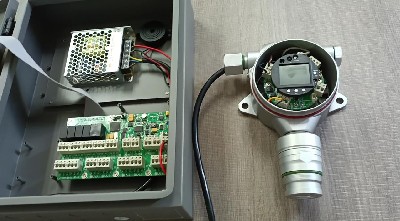 ����ͨ��RS485�ź���MIC2000���������߲���